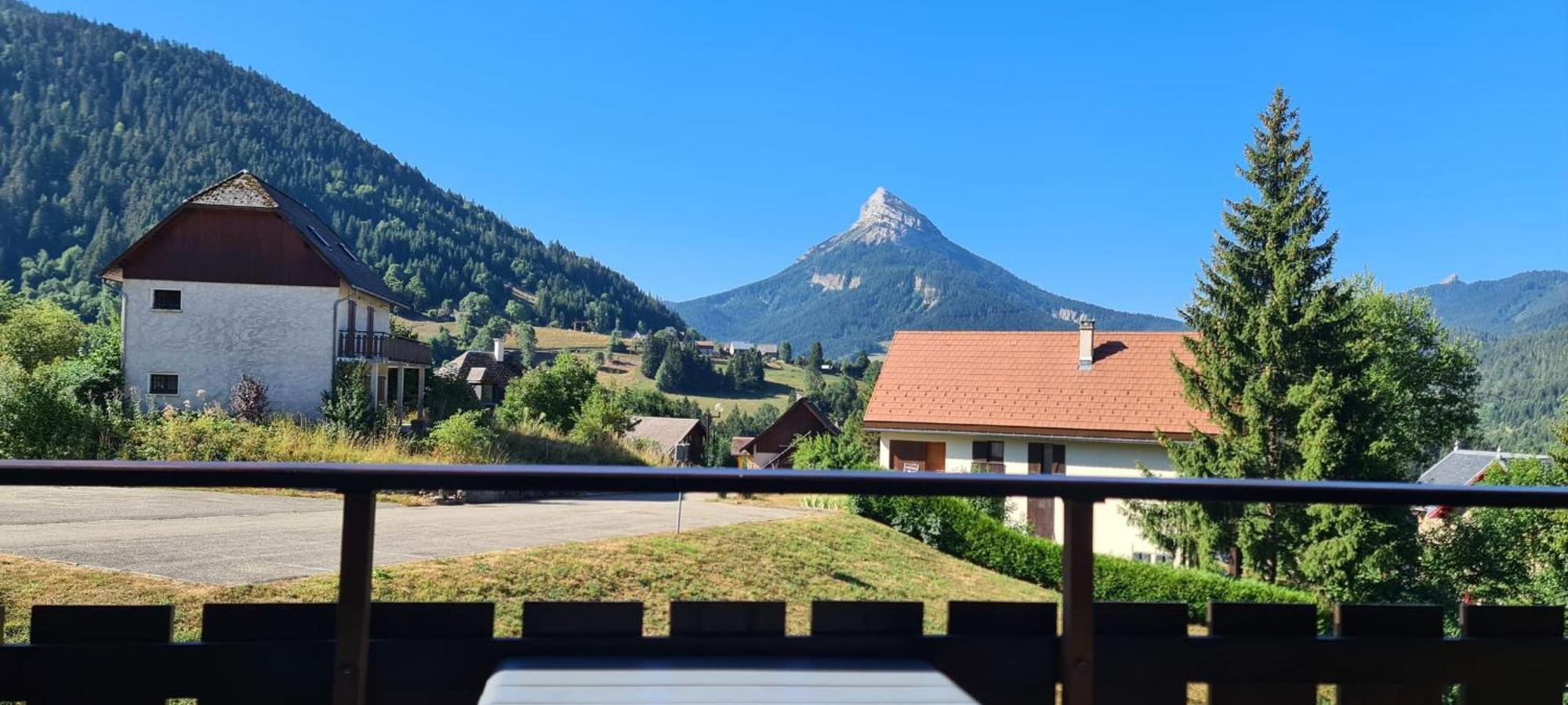 Appartamento Le Bois Joli En Chartreuse Saint-Pierre-de-Chartreuse Esterno foto